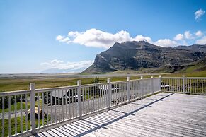 Ekra Glacier Lagoon