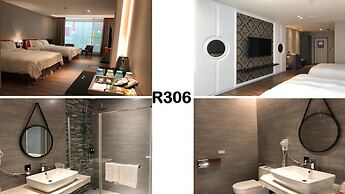 High Cloud International Business Hotel