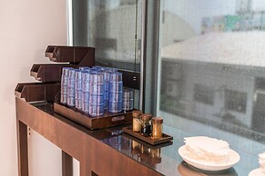 High Cloud International Business Hotel