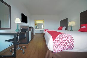 OYO Hotel Kingsville Hwy 77