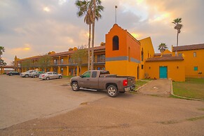 OYO Hotel Kingsville Hwy 77