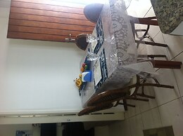 Casa a 50 metros da praia da Armação