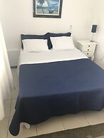 Casa a 50 metros da praia da Armação