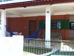 Casa a 50 metros da praia da Armação