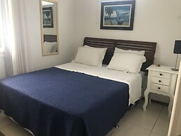 Casa a 50 metros da praia da Armação