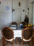 Casa a 50 metros da praia da Armação