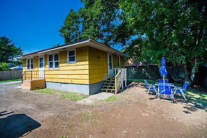 Cozy Beach Cottage