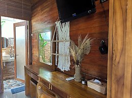 Sunset Hill Penida Resort