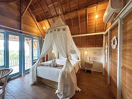 Sunset Hill Penida Resort