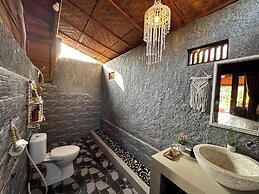 Sunset Hill Penida Resort