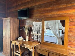 Sunset Hill Penida Resort