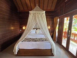 Sunset Hill Penida Resort