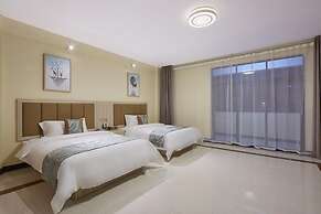 Ivy International Apartment