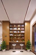 Ivy International Apartment