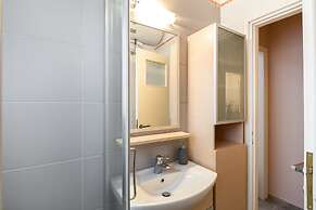 Acropolis Stylish Suite