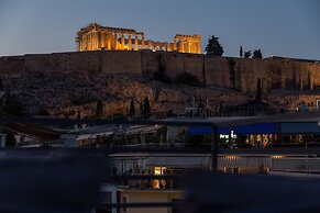 Acropolis Stylish Suite