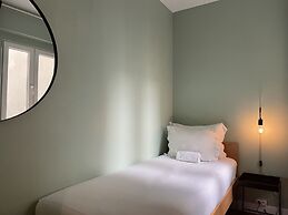 Avenue Rooms & Suites - Hostel