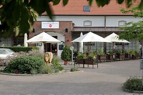 Hotel Chvalska Tvrz