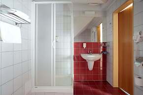 Hotel Chvalska Tvrz