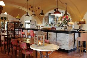 Hotel Chvalska Tvrz