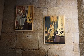 Muralha Charm House