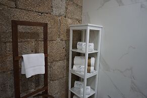 Muralha Charm House