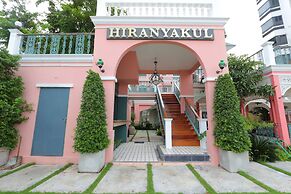 Hiranyakul  House