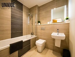 Luxury Reading Apartment