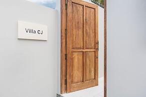 Villa CJ