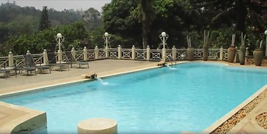 Golf Course Apartments