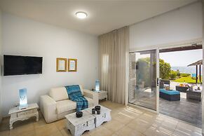 Meneou Beachfront Villa 5