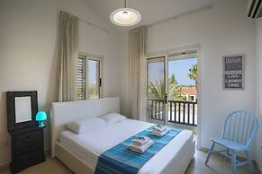 Meneou Beachfront Villa 5