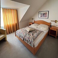 Hotel Exquisit
