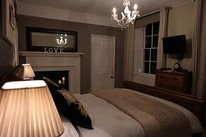 White Linen Whitby, Room Only