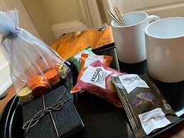 White Linen Whitby, Room Only