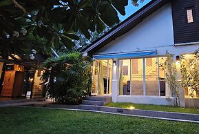 Emerald Sands Beach Villa