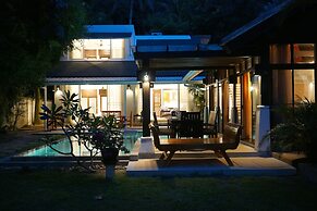 Emerald Sands Beach Villa