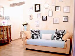 Al Lago by Design Studio