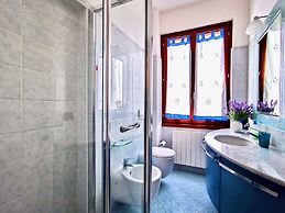 Al Lago by Design Studio