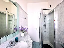 Al Lago by Design Studio