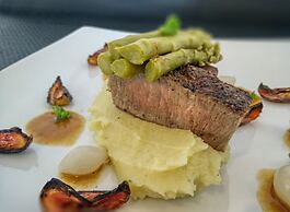 Golden Pearl Tangalle Beach