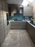 Edgware Bed and Breakfast