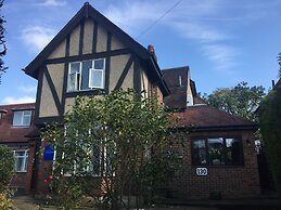 Edgware Bed and Breakfast