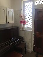 Edgware Bed and Breakfast