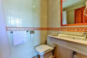 Hostal la Chata by Vivere Stays