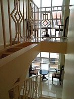 Mansah Memorial Villa