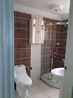 Mansah Memorial Villa