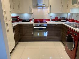 The Courtyard, Windsor, 2 Beds