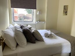 The Courtyard, Windsor, 2 Beds