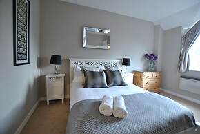 The Courtyard, Windsor, 2 Beds